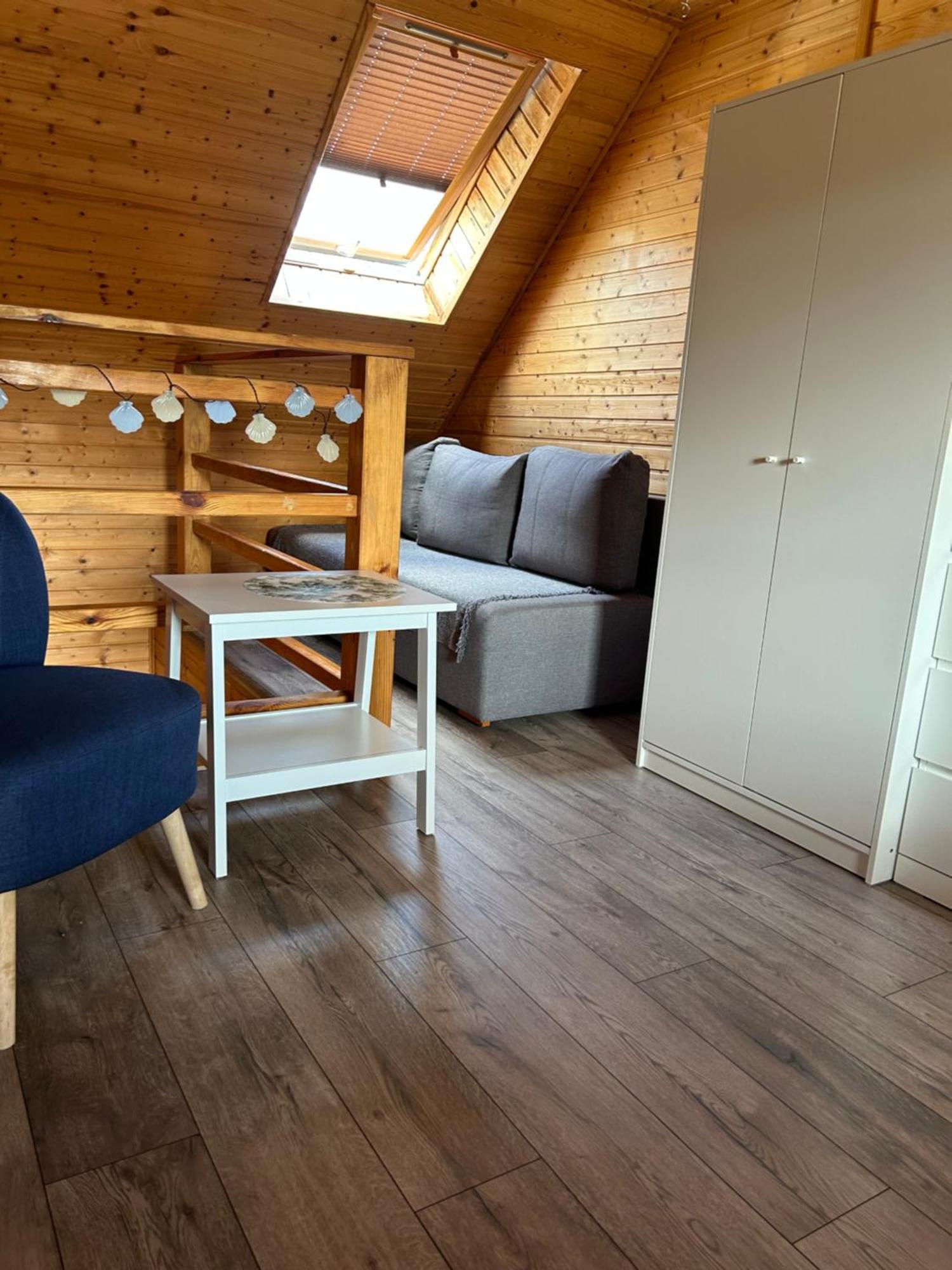 48C Domki Letniskowe I Apartament โปเบียโรโว ภายนอก รูปภาพ